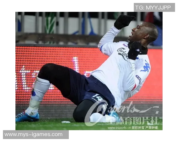 韩K联半场精彩纷呈：李昊宰、阿方索激战不断，浦项铁人暂时0-0全北现代